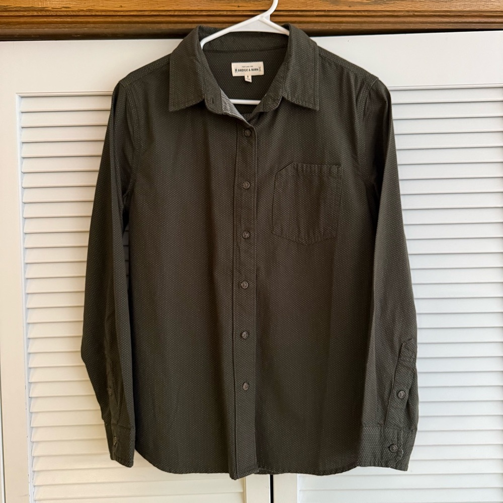 Bridge & Burn Women’s Gene Dark Olive Dobby Button-Down Shirt